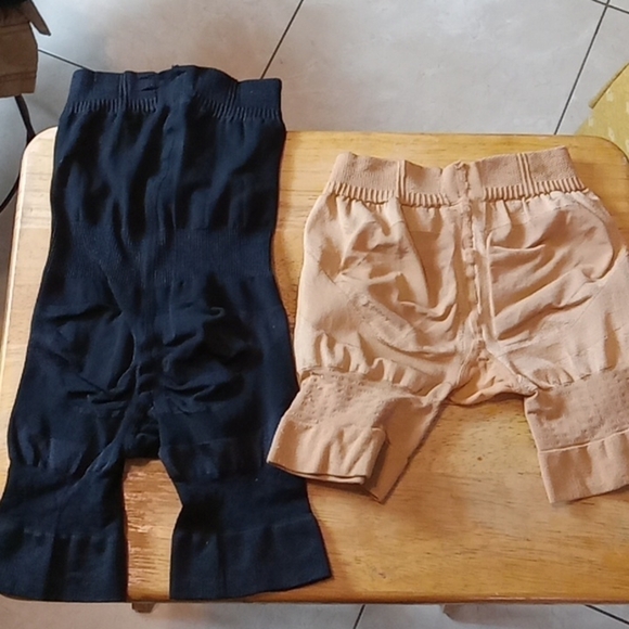 Shapewear NWOT Bundle 2 Size Small Black & Tan One - Picture 1 of 2